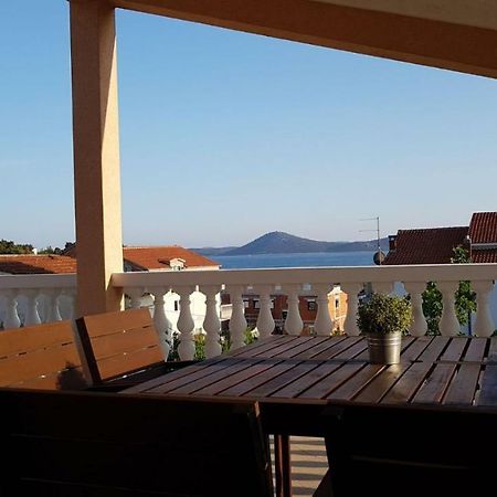 Apartmani Mira Vodice Exterior foto