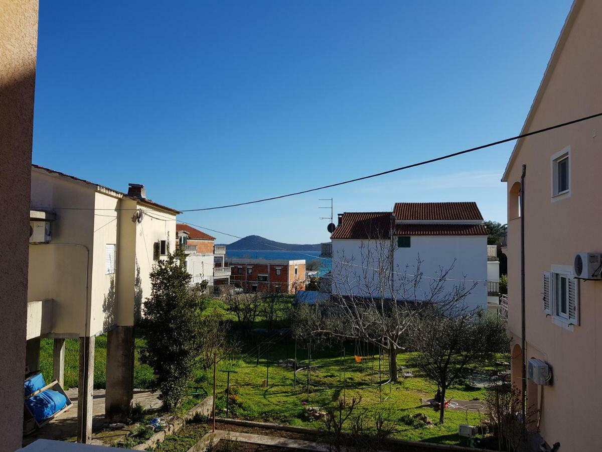 Apartmani Mira Vodice Exterior foto