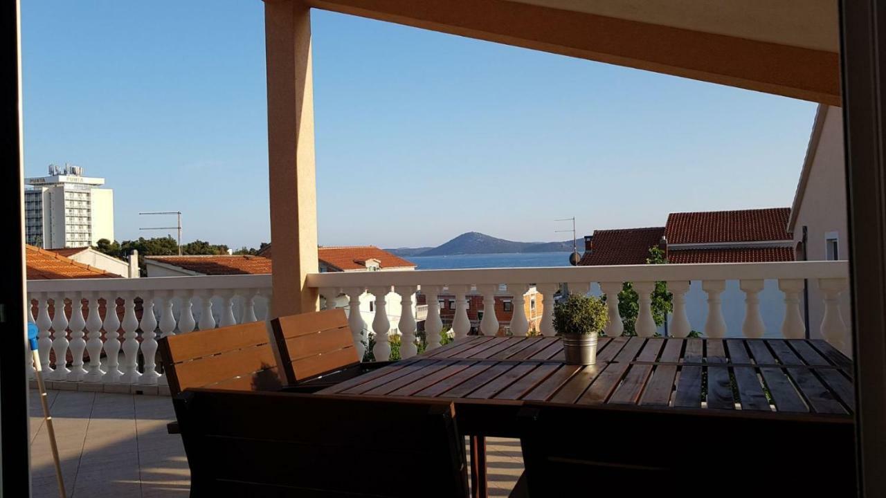 Apartmani Mira Vodice Exterior foto