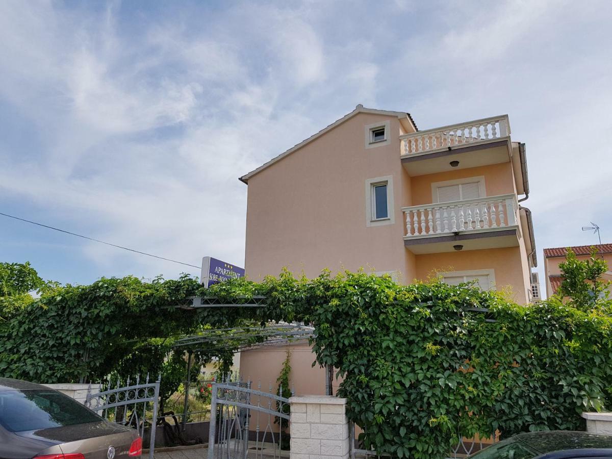 Apartmani Mira Vodice Exterior foto